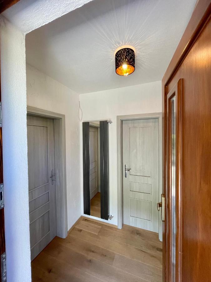 Apartment Dumbier